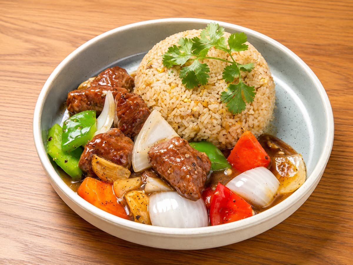 Cơm Chiên Bò Tiêu Đen